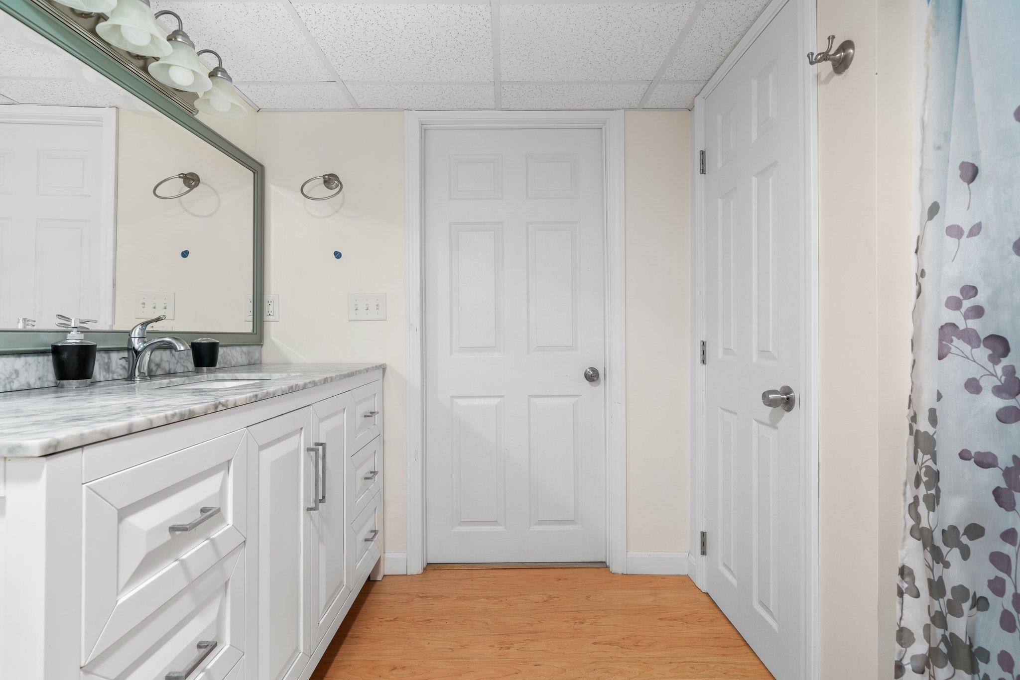 90 Springwood Way, Unit 53 Manchester, NH 03102 - Photo 6 of 40