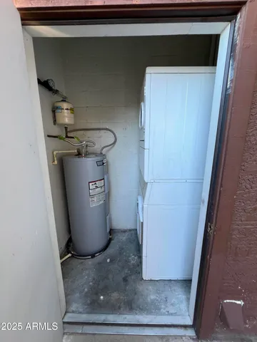 $84,900 | 3810 North Maryvale Parkway, Unit 2084, Phoenix, AZ 85031