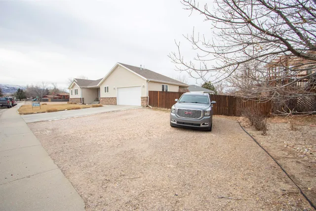 $474,900 | 176 Sunflower Street, Casper, WY 82604