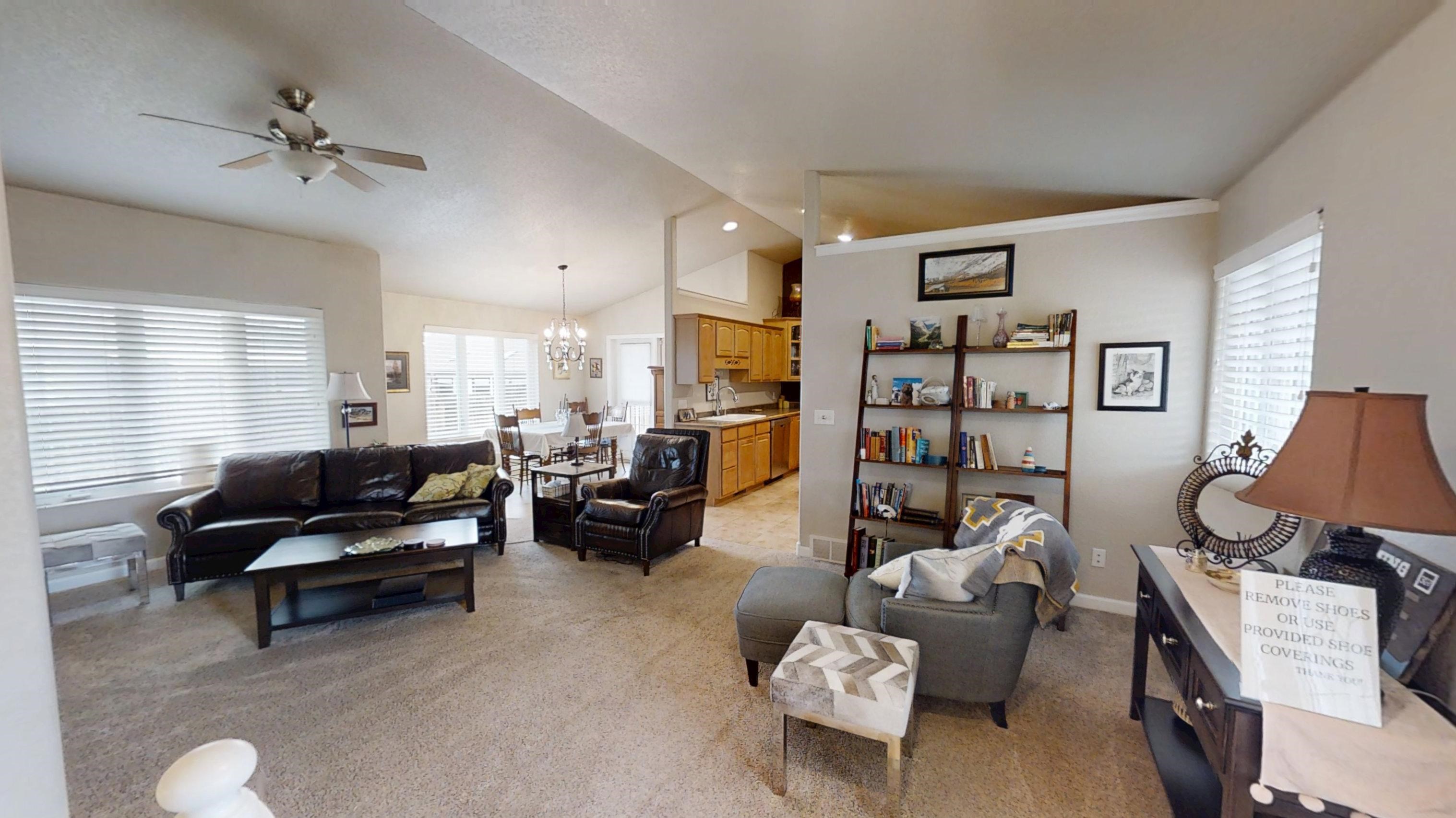 176 Sunflower Street Casper, WY 82604 - Photo 4 of 46