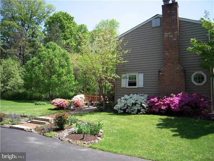 3615 Concord Road Doylestown, PA 18902 - Photo 24 of 25 Side Yard