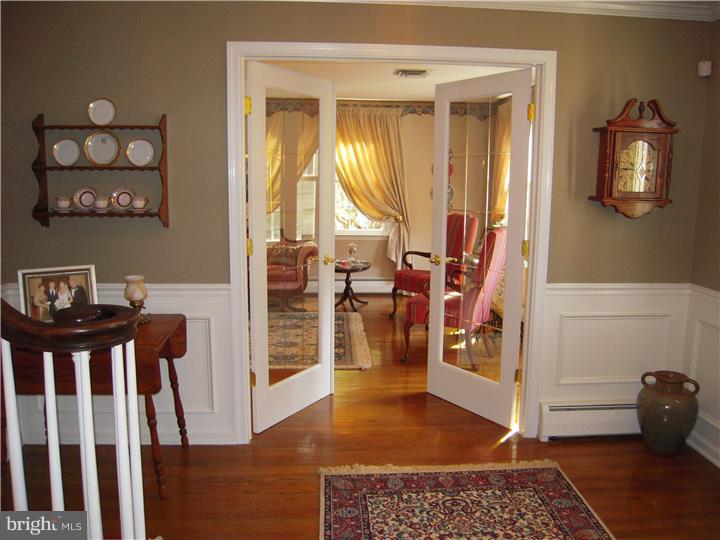3615 Concord Road Doylestown, PA 18902 - Photo 4 of 25 Foyer