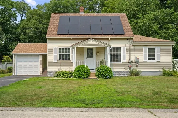 $449,900 | 6 Oakwood Avenue, Auburn, MA 01501
