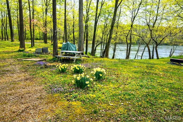 $599,900 | Undisclosed Address, Myrtle, MO 65778