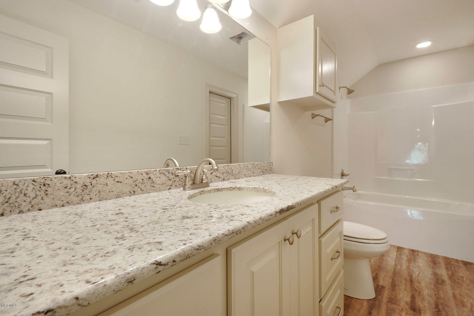 24 Sandy Smith Road Poplarville, MS 39470 - Photo 11 of 15 020_1600x1067_mls_1600x1067