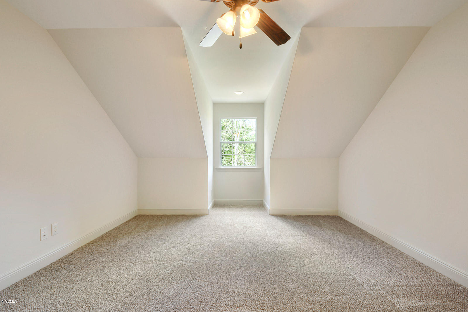 24 Sandy Smith Road Poplarville, MS 39470 - Photo 12 of 15 021_1600x1067_mls_1600x1067