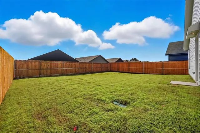 $1,825 | 6733 Haines Drive, Princeton, TX 75407
