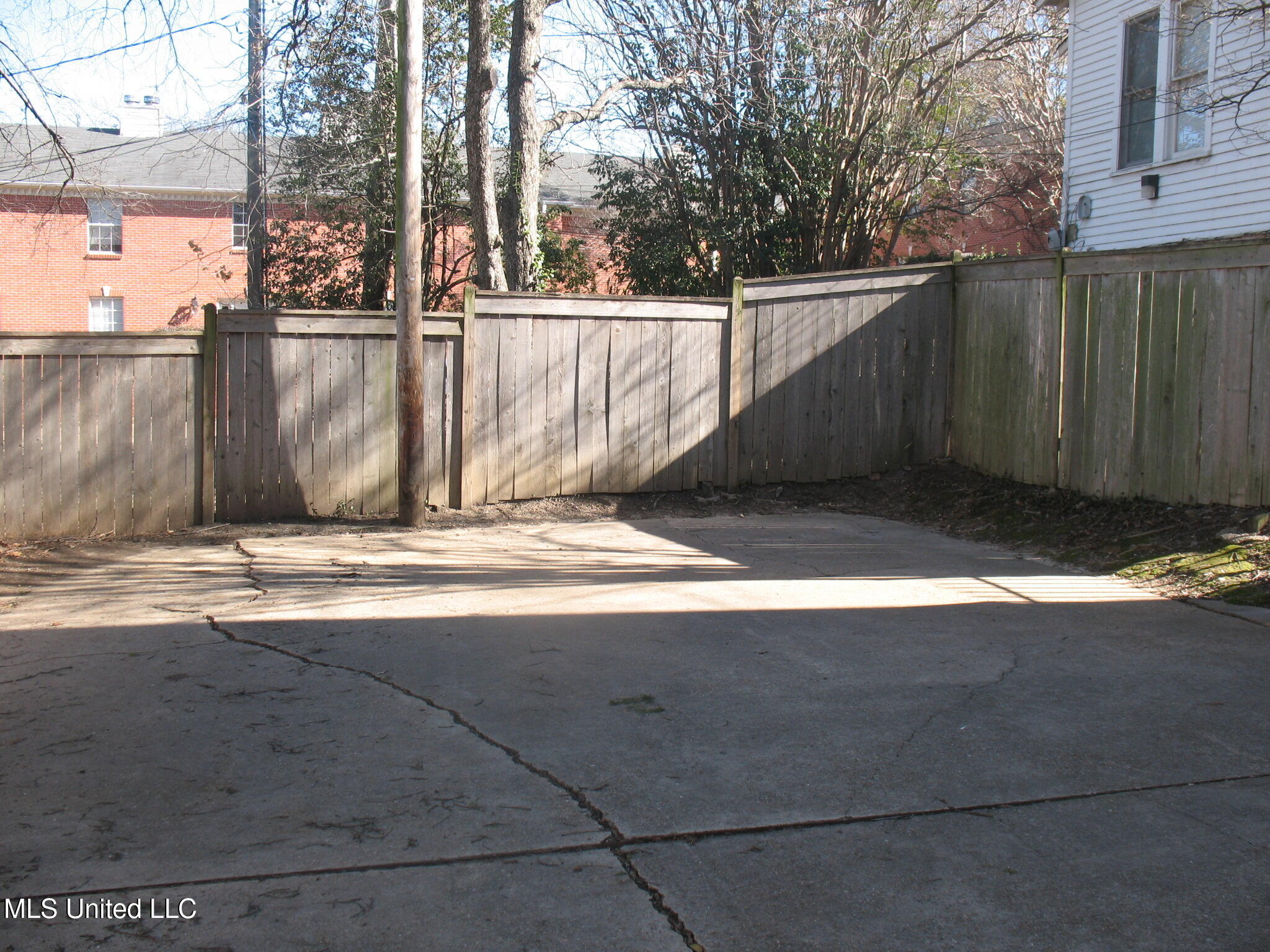 904 Morningside Street, Unit B Jackson, MS 39202 - Photo 3 of 17 IMG_0414