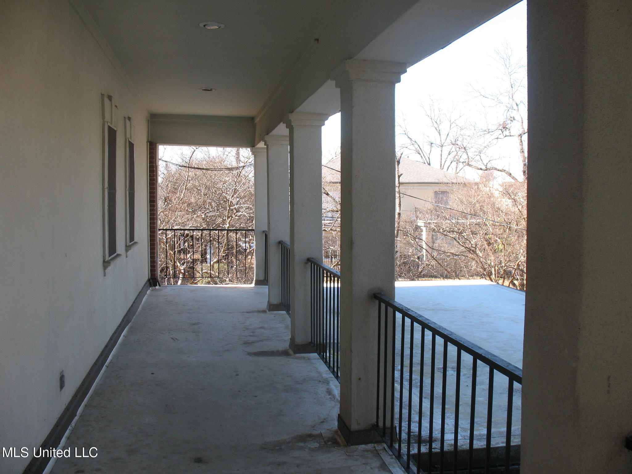 904 Morningside Street, Unit B Jackson, MS 39202 - Photo 8 of 17 IMG_0419