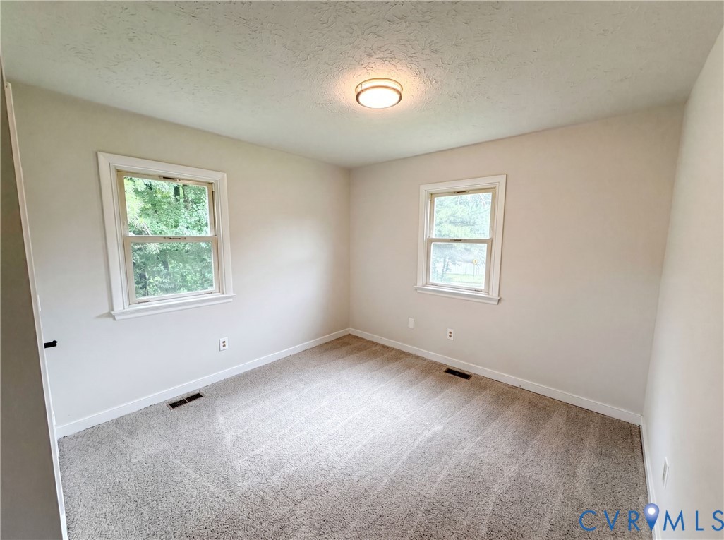 7397 Shady Grove Road Mechanicsville, VA 23111 - Photo 4 of 16