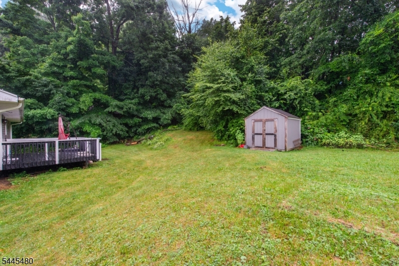 2 Glen Road Vernon, NJ 07422 - Photo 6 of 30