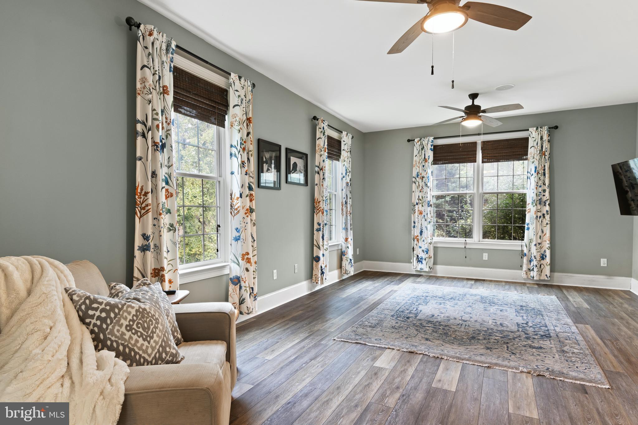 1561 Evans Road Pottstown, PA 19465 - Photo 16 of 48 Dining Room