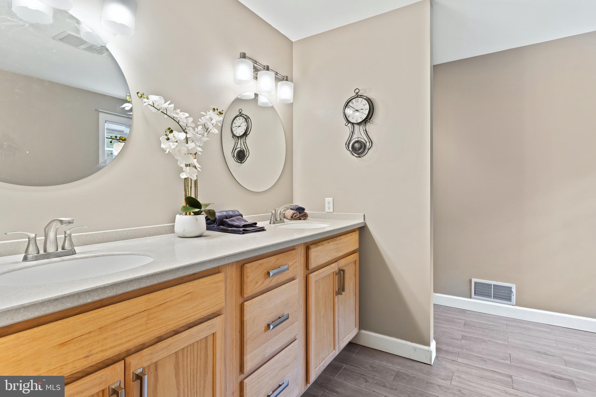 1561 Evans Road Pottstown, PA 19465 - Photo 26 of 48 Primary En-Suite