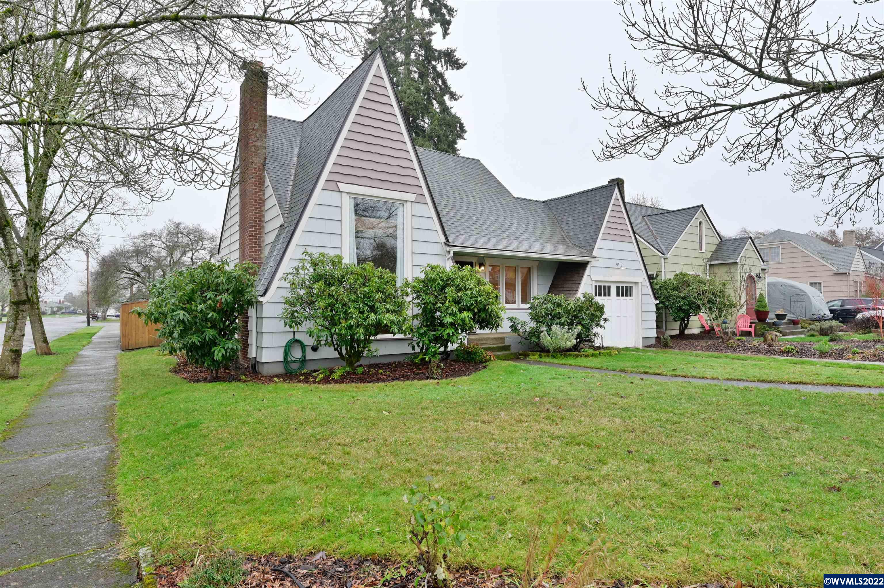 804 Southwest 10th Avenue Albany, OR 97321 - Photo 3 of 41