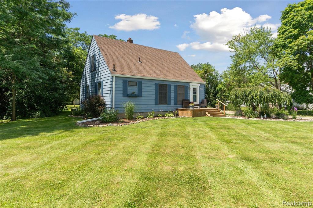 8040 Seymour Road Gaines, MI 48436 - Photo 3 of 26 Gallery Image 3