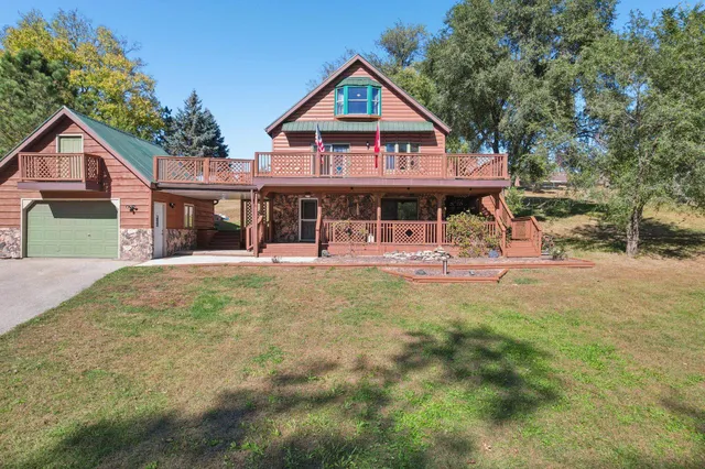 $370,000 | 1128 West Happy Hollow Road, Janesville, WI 53546