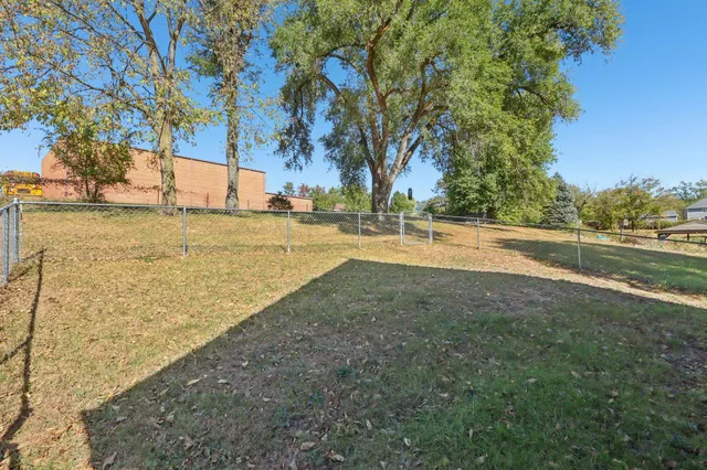 $370,000 | 1128 West Happy Hollow Road, Janesville, WI 53546