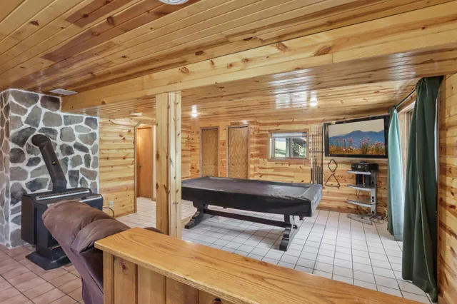 $370,000 | 1128 West Happy Hollow Road, Janesville, WI 53546