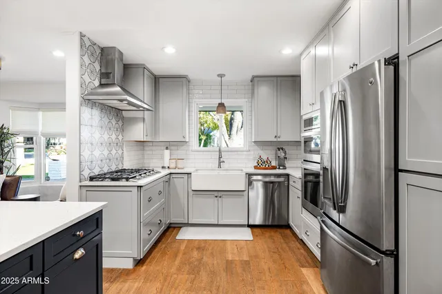 $1,595,000 | 4826 North 34th Place, Phoenix, AZ 85018