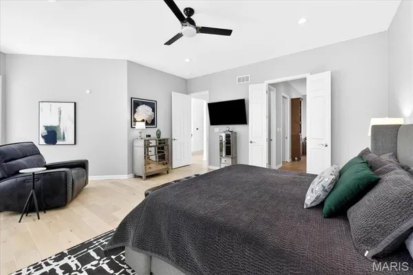 $980,000 | 500 Overlook Terrace Court, Eureka, MO 63025