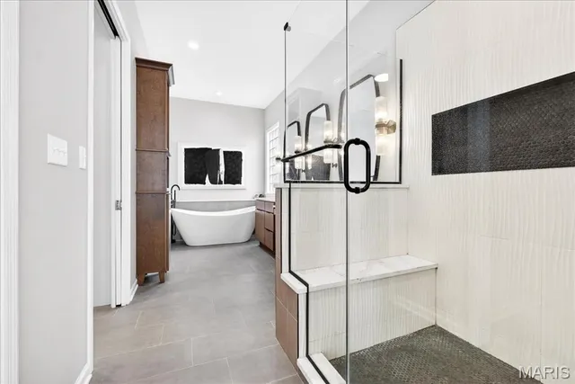 $995,000 | 500 Overlook Terrace Court, Eureka, MO 63025