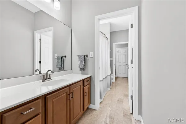 $980,000 | 500 Overlook Terrace Court, Eureka, MO 63025