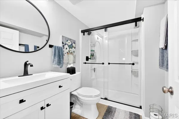 $980,000 | 500 Overlook Terrace Court, Eureka, MO 63025