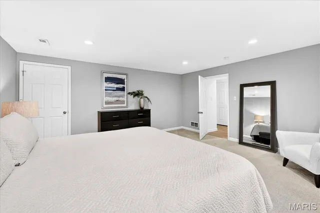 $995,000 | 500 Overlook Terrace Court, Eureka, MO 63025