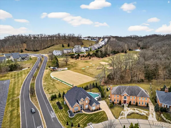 $980,000 | 500 Overlook Terrace Court, Eureka, MO 63025