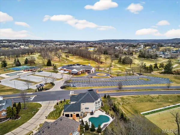 $980,000 | 500 Overlook Terrace Court, Eureka, MO 63025