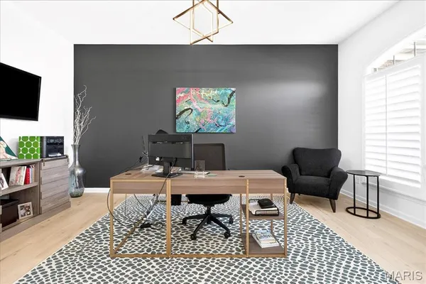 $980,000 | 500 Overlook Terrace Court, Eureka, MO 63025