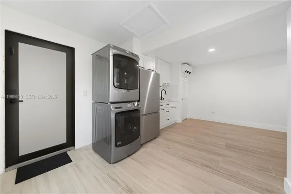 $1,850 | 3101 Southwest 106th Avenue, Unit EFFICIENCY, Miami, FL 33165