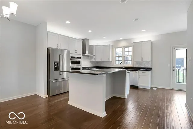 $3,100 | 2025 Broughton Street, Carmel, IN 46032