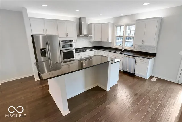 $3,100 | 2025 Broughton Street, Carmel, IN 46032