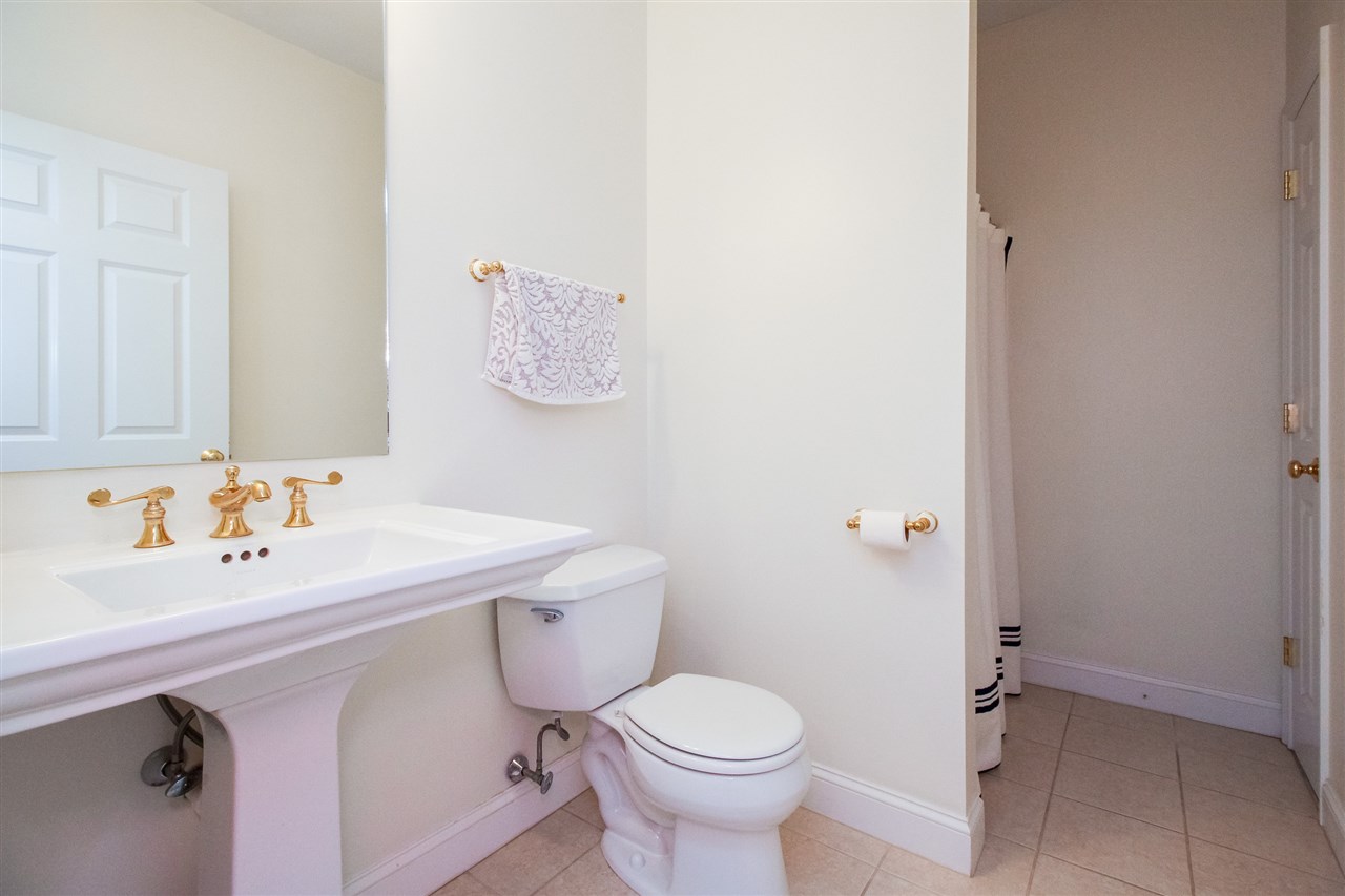 96 Mountain Village Road, Unit 96 Windham, NH 03087 - Photo 17 of 28