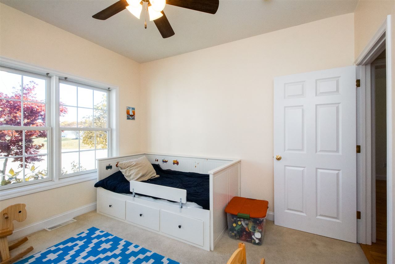 96 Mountain Village Road, Unit 96 Windham, NH 03087 - Photo 19 of 28