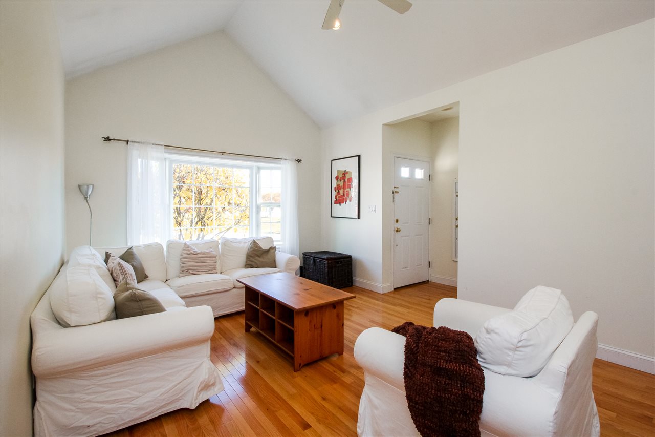96 Mountain Village Road, Unit 96 Windham, NH 03087 - Photo 10 of 28