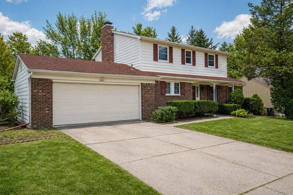 $600,000 | 3620 Charter Place, Ann Arbor, MI 48105