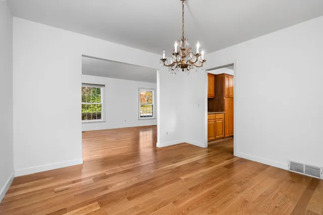 $630,000 | 3620 Charter Place, Ann Arbor, MI 48105