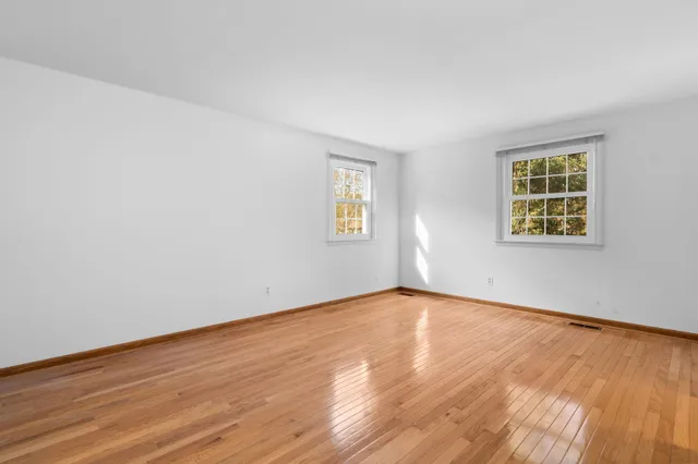 $630,000 | 3620 Charter Place, Ann Arbor, MI 48105