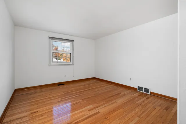 $630,000 | 3620 Charter Place, Ann Arbor, MI 48105