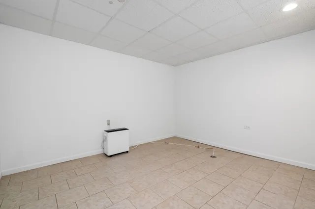 $630,000 | 3620 Charter Place, Ann Arbor, MI 48105