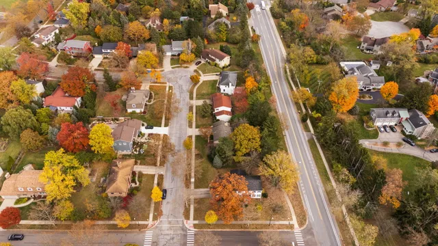 $630,000 | 3620 Charter Place, Ann Arbor, MI 48105