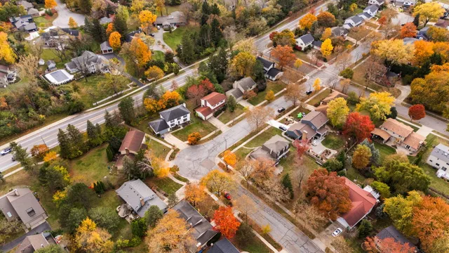 $630,000 | 3620 Charter Place, Ann Arbor, MI 48105