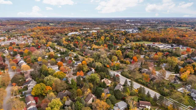 $630,000 | 3620 Charter Place, Ann Arbor, MI 48105