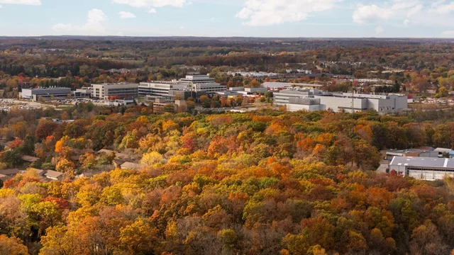 $630,000 | 3620 Charter Place, Ann Arbor, MI 48105