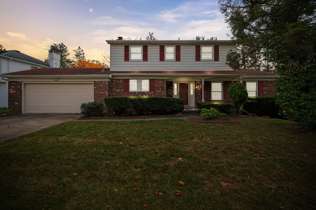 $630,000 | 3620 Charter Place, Ann Arbor, MI 48105