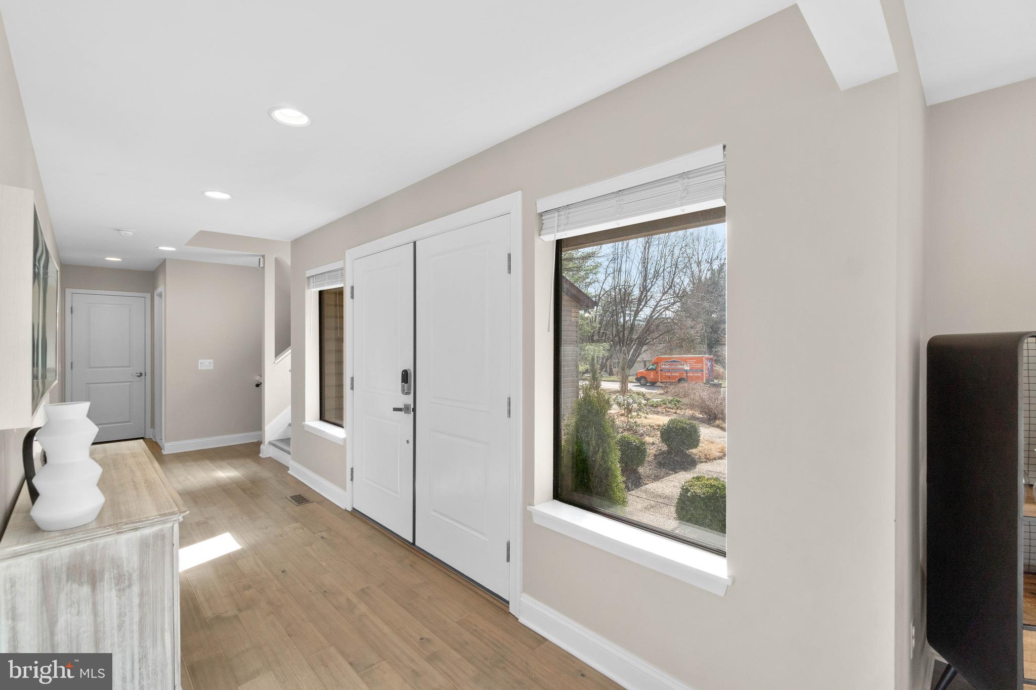 315 Delight Meadows Road Reisterstown, MD 21136 - Photo 4 of 48 Foyer