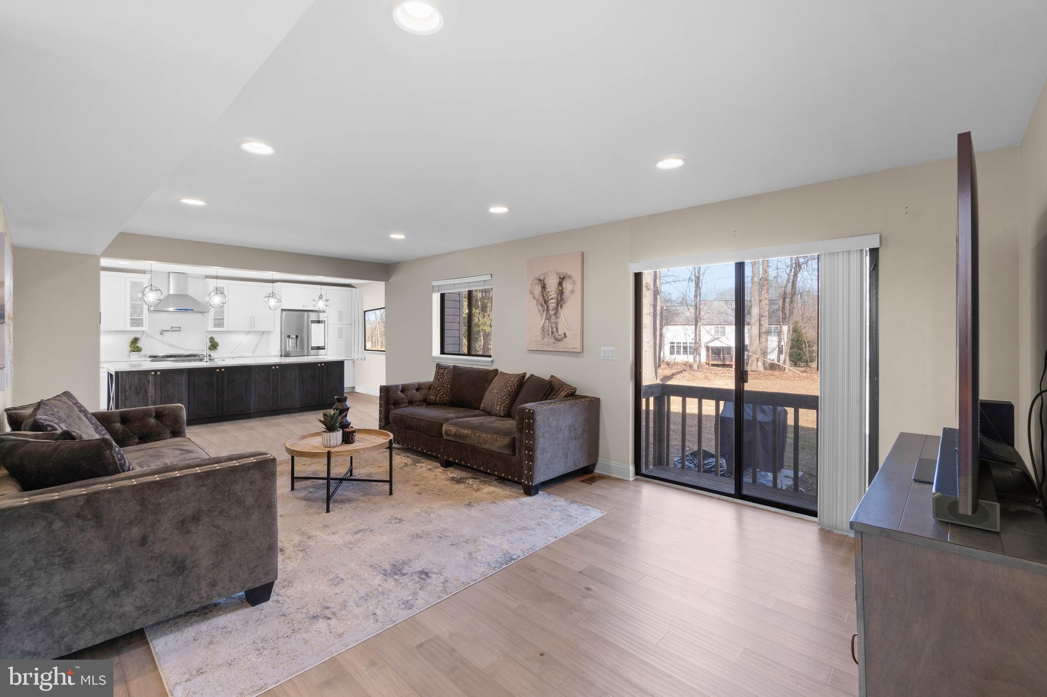 315 Delight Meadows Road Reisterstown, MD 21136 - Photo 8 of 48 Living Room