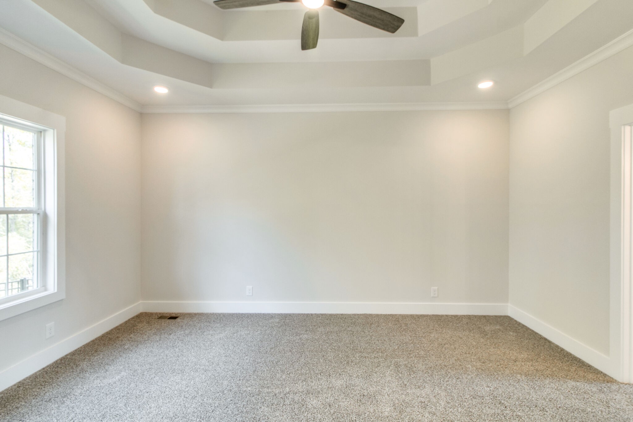 259 Harrowgate Drive Clarksville, TN 37043 - Photo 16 of 39 an empty room with a empty space and window